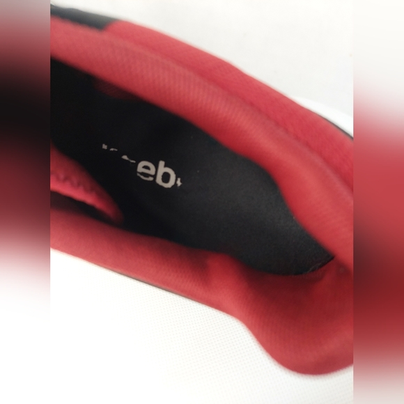 Reebok Men's Hydrorush Liquid Foam Sole Red, Black & White 11.5 CN 4028 Shoes - Picture 10 of 12